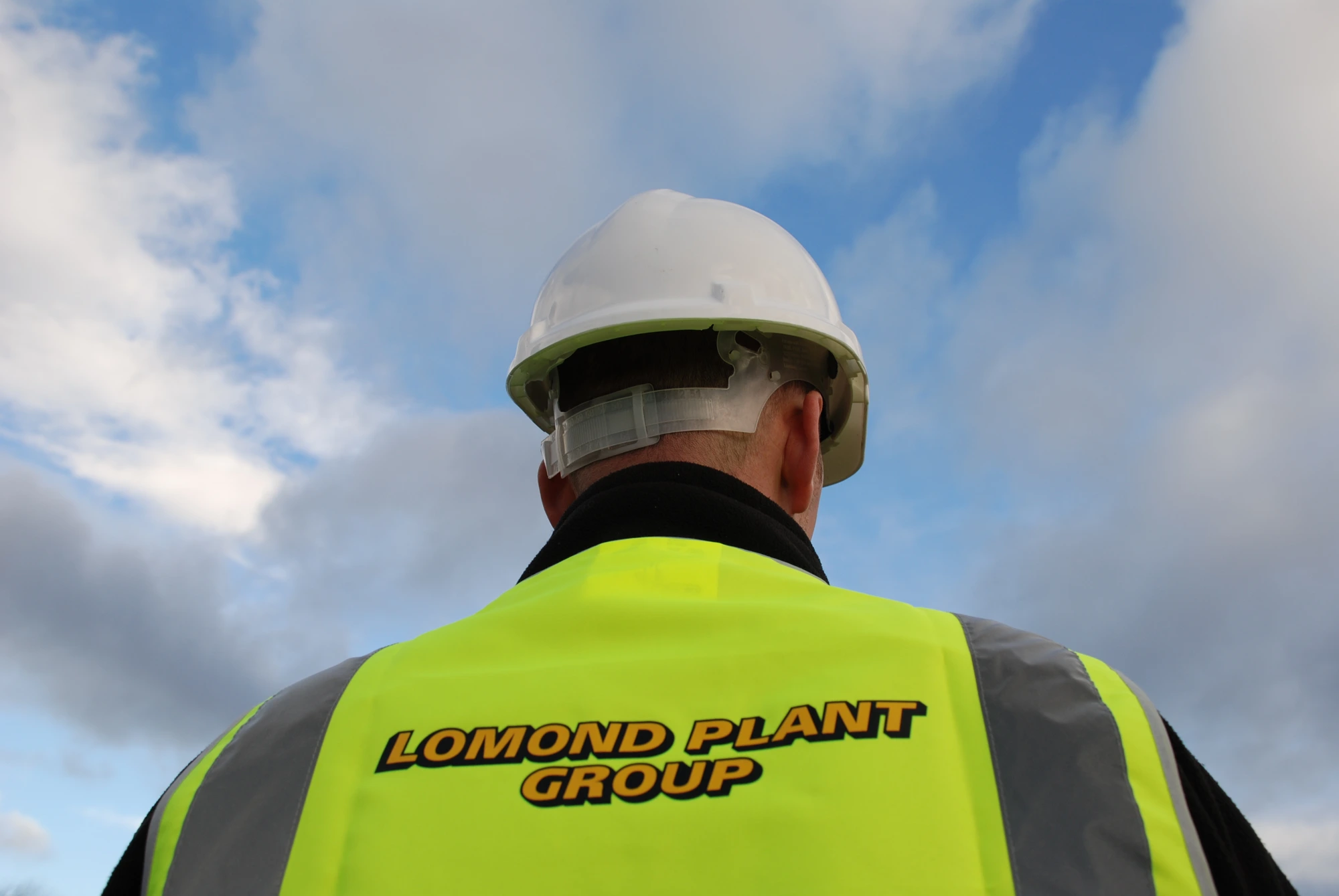 Lomond Plant Group operative in branded hi-vis
